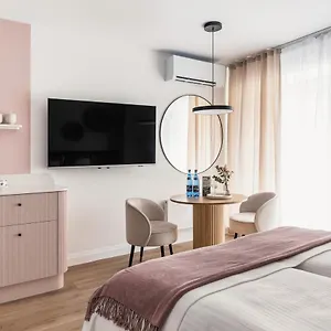Rose With Bath By Oneapartments Sopot
